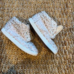 Cheetah print high top Toms